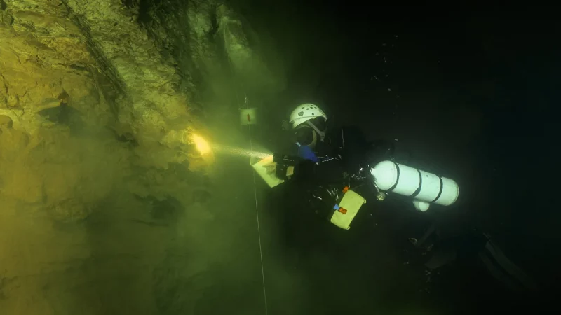 Dive team finds ‘enormous’ cave room and more 344 feet below surface at Roaring River spring