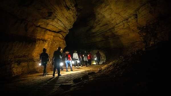 Researchers discover 8 more miles of Mammoth Cave in Kentucky