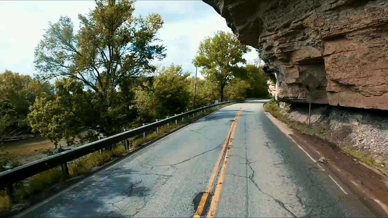 The bluffs on the way into Noel Missouri